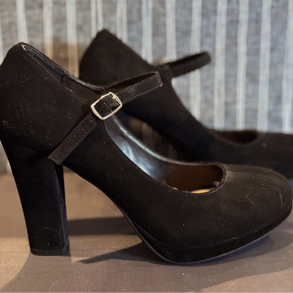 City Classified Comfort Women's Closed Toe Ankle Strap Block Heel